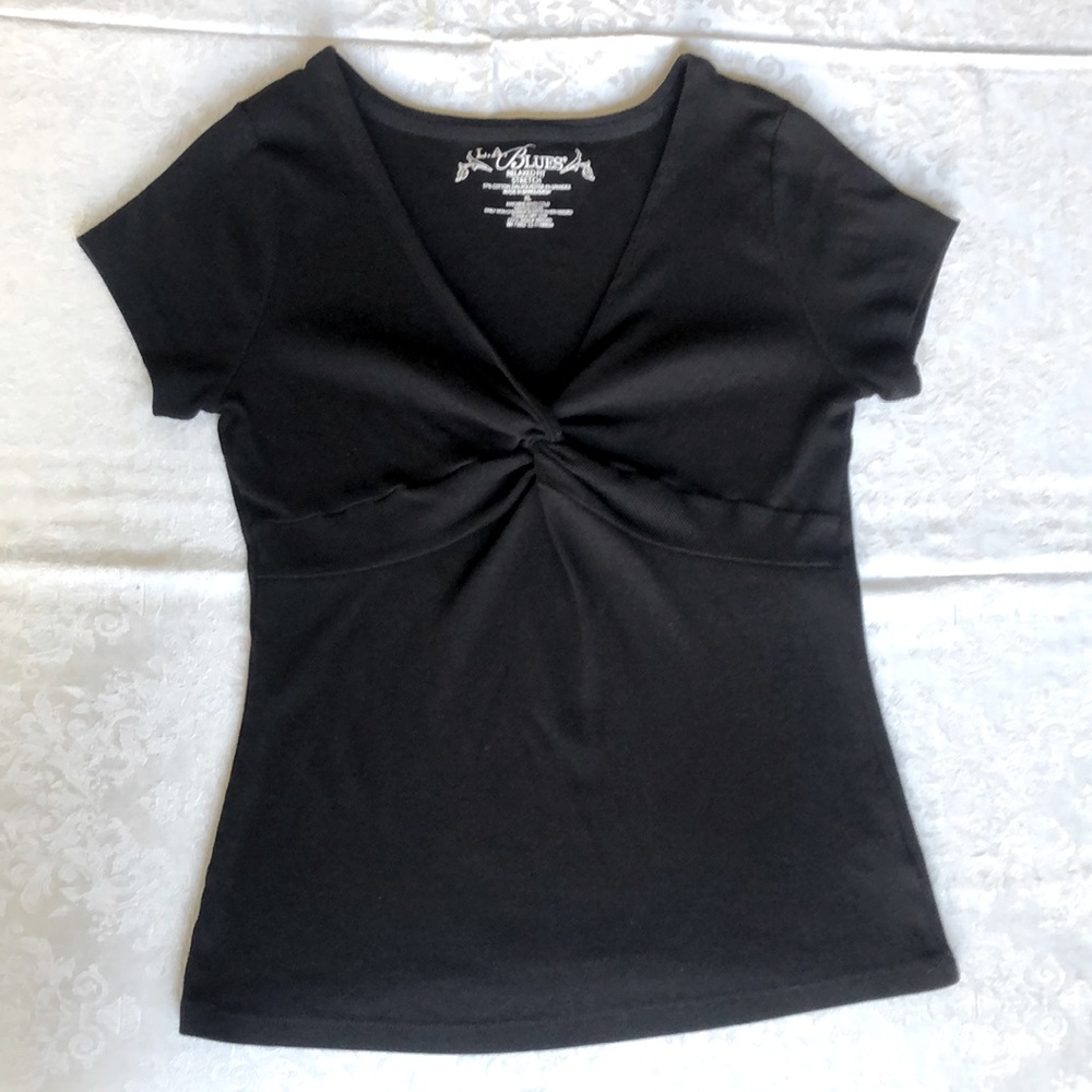 Ribbed black top